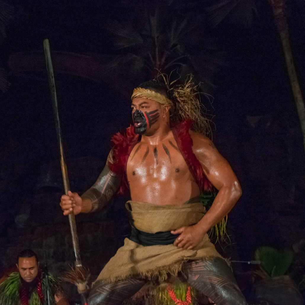 chiefs luau man dancer
