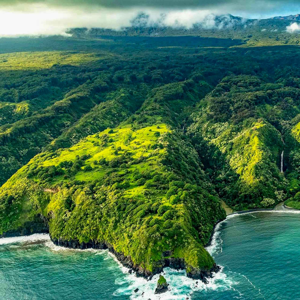 circle island maui coastline waterfall