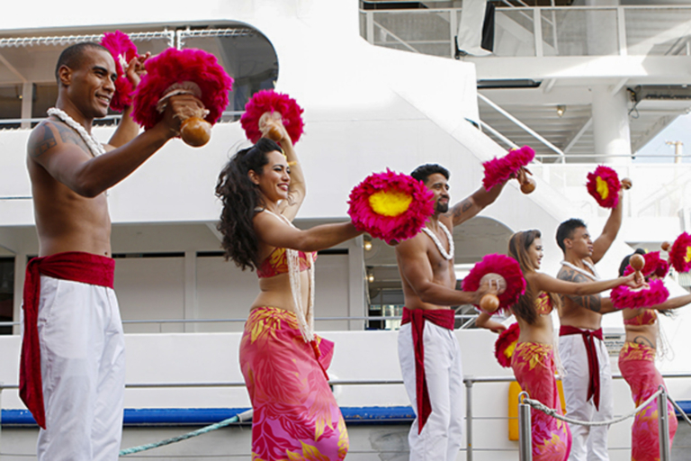 starofhonolulu star of honolulu dinner cruise one start show cruise